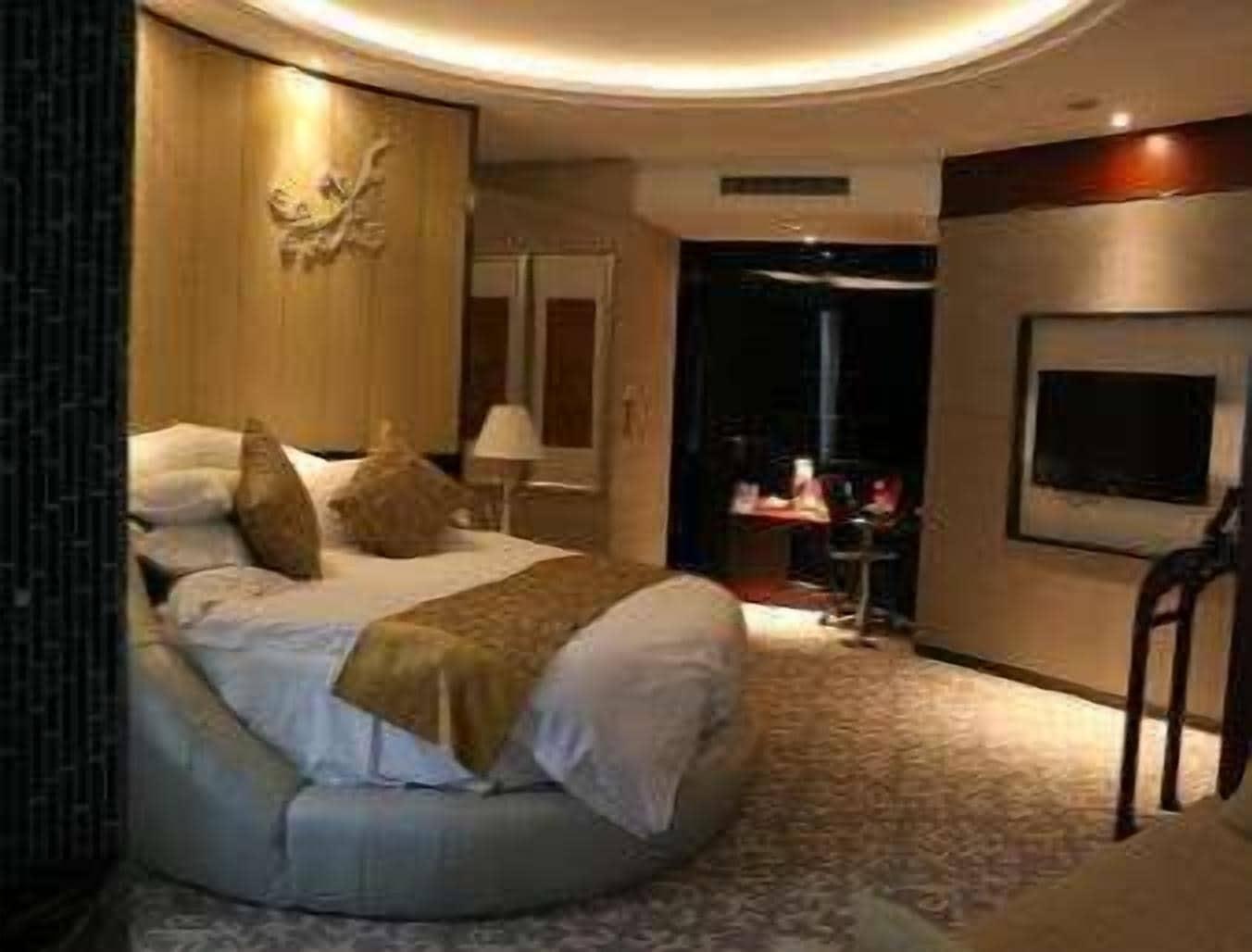 Ramada Yangzhou Baoying Hotell Exteriör bild