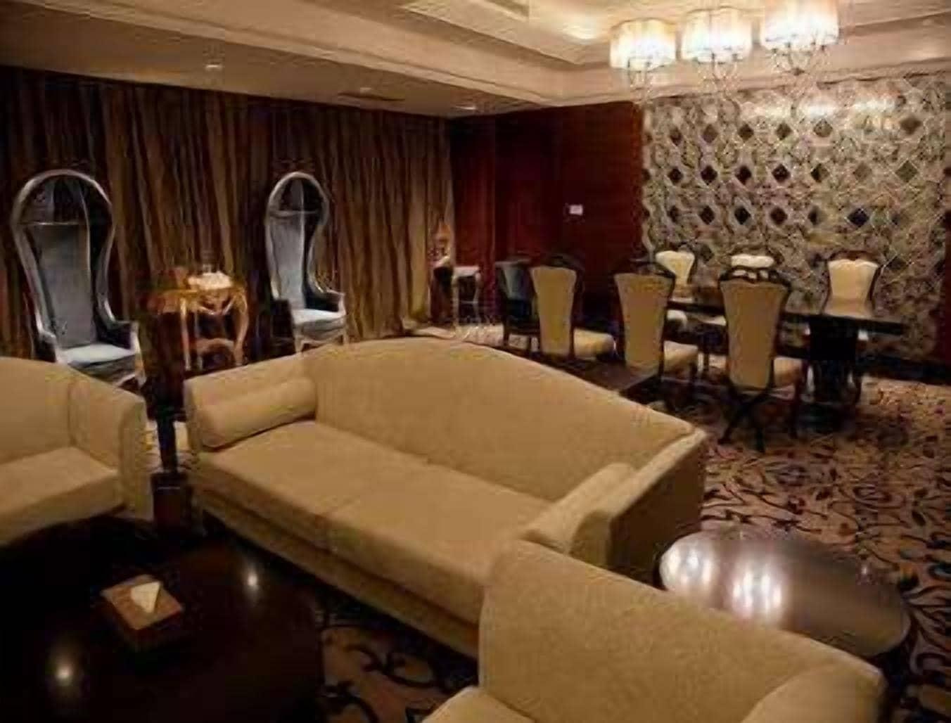 Ramada Yangzhou Baoying Hotell Exteriör bild